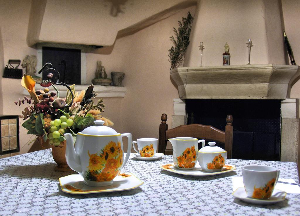 Il Centro Storico Apartamento Posta Fibreno Habitación foto